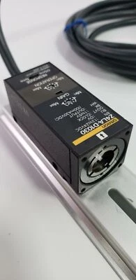 Sensor Lineal Viga Paralela Collimate OMRON Z4LA-1030 Excelente Estado Foto 1 de 4