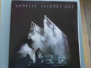 GENESIS-SECONDS OUT-DOUBLE GATEFOLD VINYL ALBUM-GE 2001 EXC.CONDITION - Picture 1 of 9