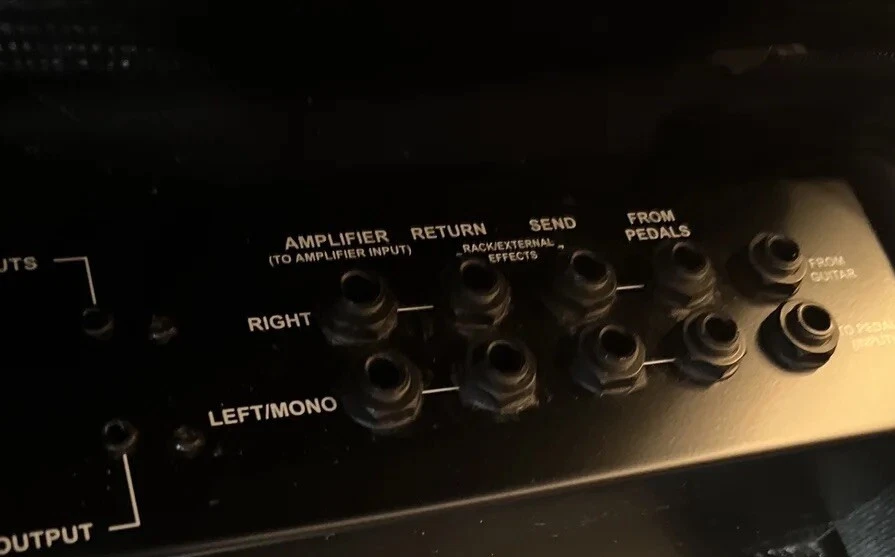 Acondicionador eléctrico de pedalera estéreo Furman SPB-8 con estuche blando acolchado bolsa Foto 1 de 4