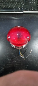 275-84510-61 yamaha tail light assembly n.o.s. bin 1-6-10 - Picture 1 of 2