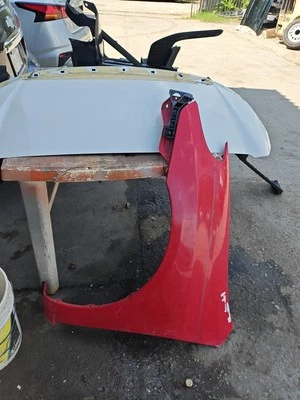 芬达适用于 2003 - 2008 年丰田矩阵前驱动底漆钢带成型孔 — 第 1/3 张图片