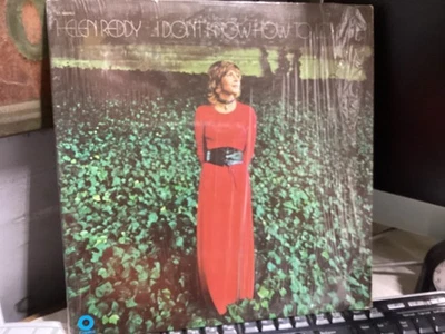 Helen Reddy—I Don’t Know How To Love Him.. VG vinyl lp..ST500762 - Image 1 of 3