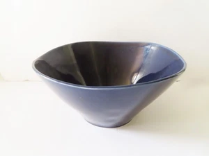 Servizio piatti Crate & Barrel Marin blu scuro 10 1/2" - Foto 1 di 4