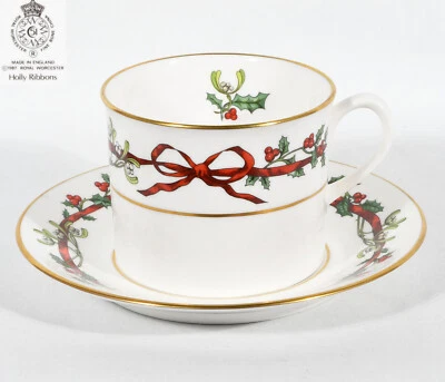 Royal Worcester Holly ленты плоская чашка 2 1/2» высотой и блюдце 6» - Изображение 1 из 4