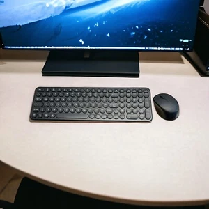 Teclado y mouse inalámbricos, silencioso 2,4 GHz inalámbrico tamaño completo teclado USB Reino Unido - Imagen 1 de 6