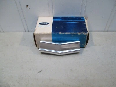 NUEVO DE LOTE 1971-1972 FORD GALAXIE 500 & LTD CUBIERTA MOLDEADA PARA TAPA DE 2 TONOS O VINILO Foto 1 de 3