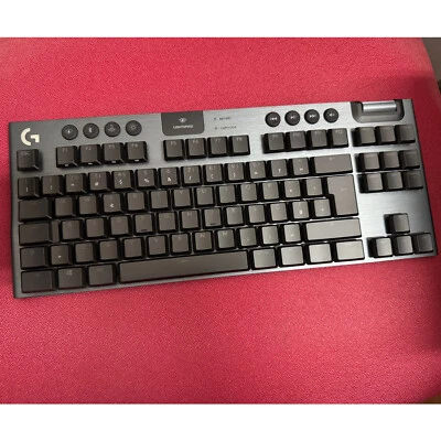 Teclado Mecánico Logitech G915 TKL LightSpeed RGB BT *Golpe lateral, Portugués* - Imagen 1 de 4