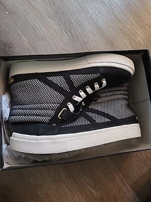 Tênis Juicy Couture feminino tamanho 8.5 cano alto preto e branco novo na caixa  - Imagem 1 de 4