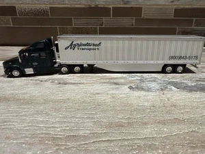Tonkin (TNS) Peterbilt 587  “Ag Transport” w/ 53’ Reefer - 1:87 HO Scale - - Picture 1 of 10