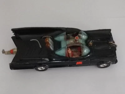 Corgi Batmobile Avec Batman Et Robin 1:46 En Métal - RT26701 - Photo 1/4