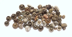 Gran lote con coronas de reloj de bolsillo vintage y antiguo Luis XV Breguet Droite - Imagen 1 de 5