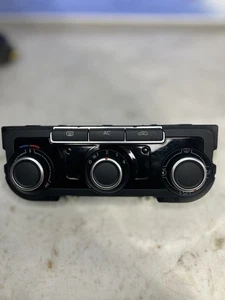 VOLKSWAGEN TRANSPORTER T5.1 2010-2015 GENUINE A/C HEATER CONTROL PANEL - Picture 1 of 3