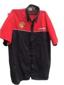 LION RED V8 RACING Official New Zealand unisex Shirt size 40/M - Picture 1 of 3