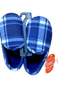 NWT Blue Plaid Boys Slippers Sz 9-10 By Wonder Nation SKID RESISTANT SOLES - Picture 1 of 3