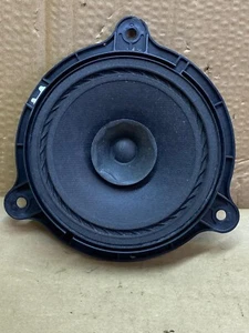 Nissan X-Trail T31 / JUKE 2012 Rear RIGHT door speaker F16134A 28156EU00A - Picture 1 of 7