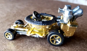 VTG. 2003 Hot Wheels HOT SEAT Gold Chrome Mainline ZAMAC BASE 1:64 LOOSE Diecast - Picture 1 of 12