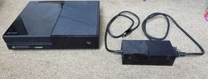 Xbox One 365GB Negro Modelo 1540 con Adaptador CA - Probado Funcionando Ver Fotos - Imagen 1 de 12