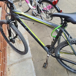 Ein Cube Mountainbike - Bild 1 von 5