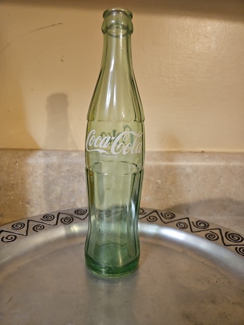 10 OZ COCA COLA COMMEMORATIVE BOTTLE - 1985 INGLES 100TH STORE OPENING