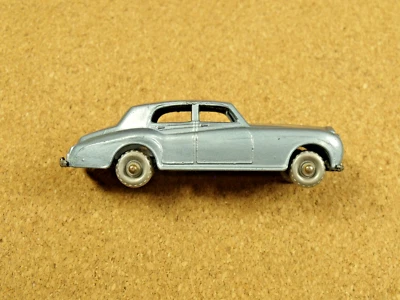 OLD VINTAGE LESNEY MATCHBOX # 44 ROLLS ROYCE SILVER CLOUD SPW - Image 1 of 4