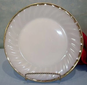 Anchor Hocking Fire King Golden/22K Jubiläum Wirbel Mittagessen Teller 7 3/4" - Bild 1 von 1