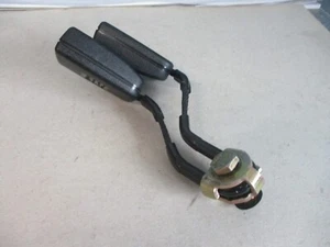 Fibbia cintura centrale Volkswagen Golf IV 2000 1J0857488B (16029) - Foto 1 di 4