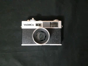 Macchina fotografica Yashica Y35 Digifilm - Foto 1 di 5
