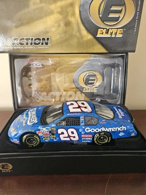 Kevin Harvick 1/24 GM Goodwrench/Liquid Ice 2004 Monte Carlo (Elite) Foto 1 de 3