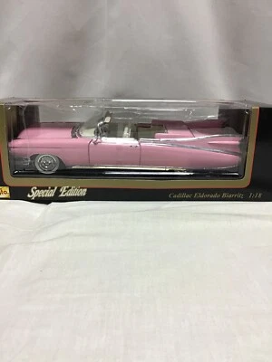 Maisto 1/18 Scale Diecast Model Car - 36813 1959 Cadillac Eldorado Biarritz Pink - Image 1 of 4