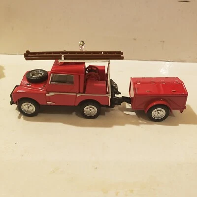 Matchbox Models of Yesteryear 1952 Land Rover Auxiliary 1:43 Scale Diecast YFE02 - Image 1 of 4