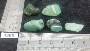 Lot 5 X EMERAUDE EXTRA pierre roulée mineraux lithotherapie collection déco - Picture 1 of 1