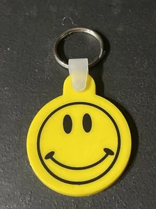Llavero Smiley Face Mary M Knight School Elma Washington - Imagen 1 de 2