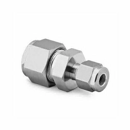 5/8" x 3/8" Tube OD 316ss Reducer Union Fitting  Dk-Lok DUR-10-6-S - Image 1 of 1