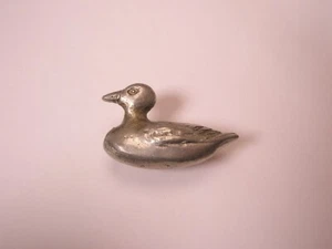 Duck Decoy Swimming Vintage PEWTER Tie Tack Lapel Pin hunting bird animal x116 - Picture 1 of 6
