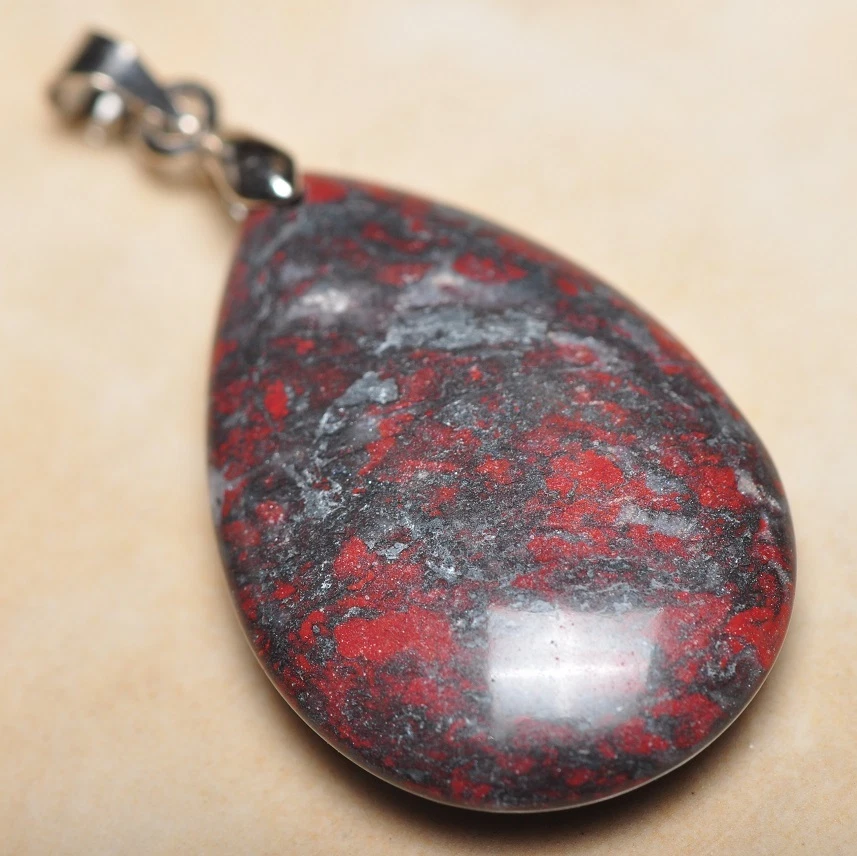 Colgante Extremadamente Rojo Piedra de Sangre Natural Jaspe 925 18K WG Cierre 1.5" #P13647 Foto 1 de 1