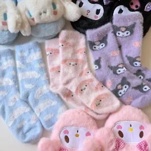 Kuromi My melody Cinnamoroll Calcetines de Peluche Calcetines de Piso Medias para Dormir Mantener - Imagen 1 de 18