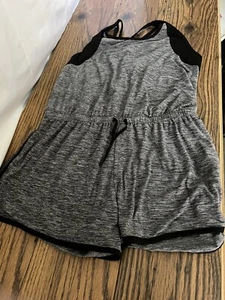 Mameluco Athletic Works Juniors Gris/Negro Ropa Activa Talla 14-16 | Deportivo y Cómodo - Imagen 1 de 4