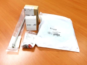 ifm TR7439 Temperature Sensor - Picture 1 of 12