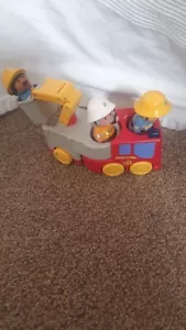 ELC Happyland Fire Engine And 3 Figures - Picture 1 of 8