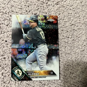 2016 Topps Chrome Update Yonder Alonso #HMT17 Speckle Oakland Athletics - Picture 1 of 1