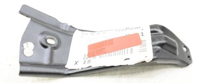 NUEVO OEM Soporte inferior guardabarros delantero izquierdo F31619KAMA para Nissan Versa 2012-2019 Foto 1 de 4