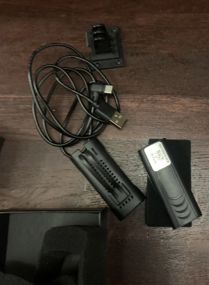 Versteckte Überwachungskamera Mini Spy Cam 1080P HD WLAN Innen Außen Gebraucht - Bild 1 von 1