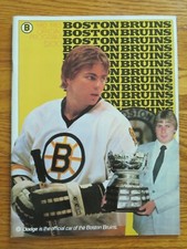 BOSTON BRUINS vs LOS ANGELES KINGS 12-18-1982 Program RAY BOURQUE STEVE KASPER