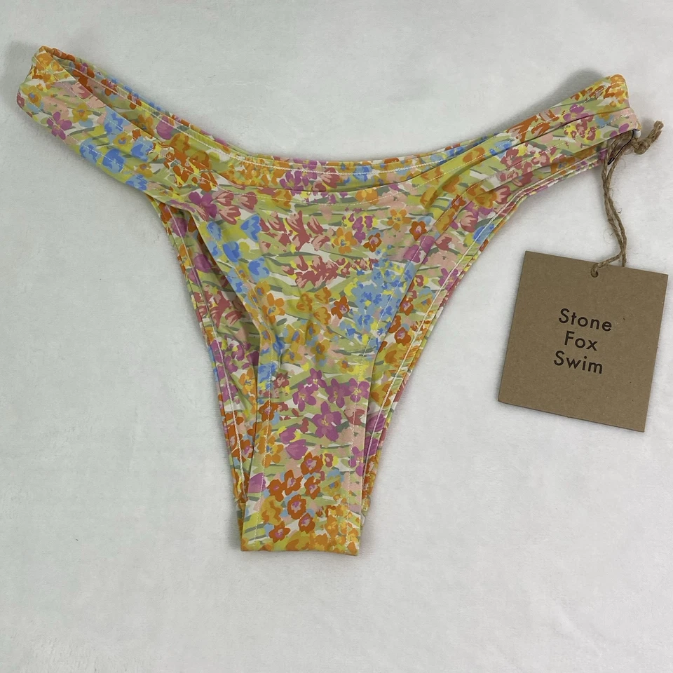 Stone Fox Natación Para Mujer Nuevo con Etiquetas X-Pequeño Floral Luka Fondo de Natación Color Campos de Flores Foto 1 de 4