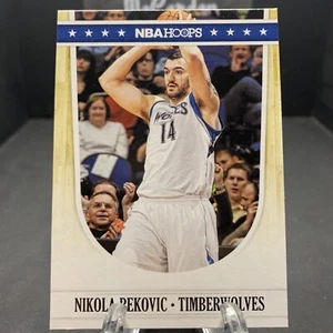 2011-12 NBA Hoops Nikola Pekovic #139 Minnesota Timberwolves - Bild 1 von 2