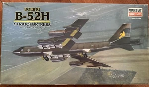 Boeing B-52 H STRATOFORTRESS Warplane Of The World Minicraft Model Kit - Bild 1 von 10