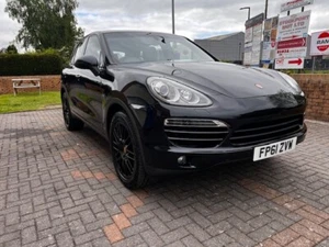 2011 Porsche Cayenne 3.0 TD V6 Tiptronic 4WD 5dr Diesel Auto and Panoramic roof - Picture 1 of 19