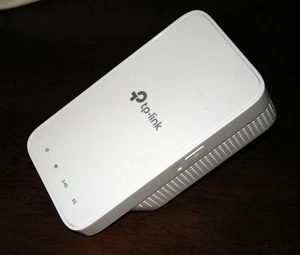 TP-LINK RE300 AC1200Mbps Mesh Wi-Fi Range Extender - Dual Band Wi-Fi Booster - Foto 1 di 5