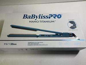 BaByliss PRO Nano Titanium 1.5 inch, Crimping Styling Iron, Model BNTCRL3073TUC - Picture 1 of 5