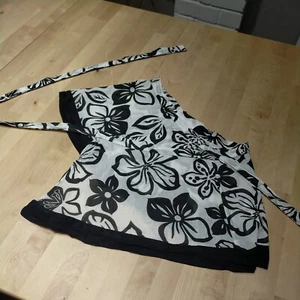 Beach Skirt / Bottom Wrap - Picture 1 of 5